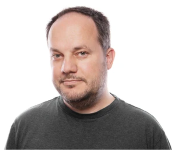 Carlos Ramírez, 44 años